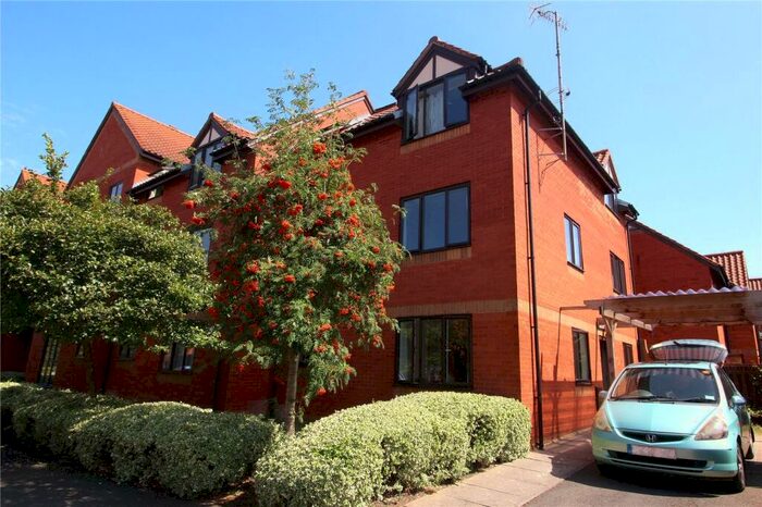 2 Bedroom Apartment To Rent In Napier Court, Canada Way, Baltic Wharf, Bristol, BS1