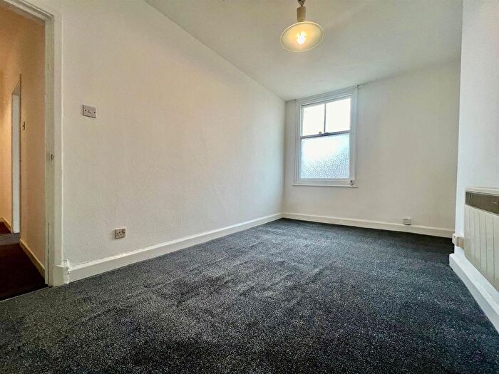 1 Bedroom Flat To Rent In Severn Street, Leicester, LE2