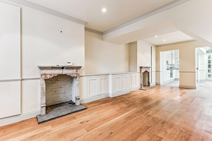 2 Bedroom Terraced House To Rent In Alma Terrace, Wandsworth, SW18