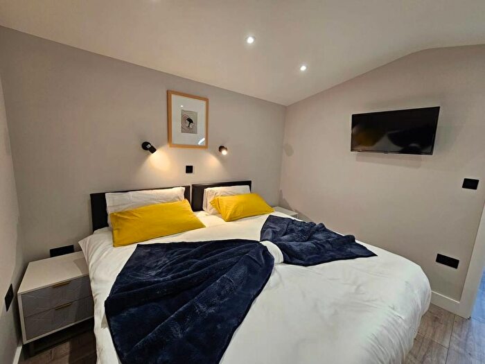 1 Bedroom Flat To Rent In Eastville Avenue, London, NW11