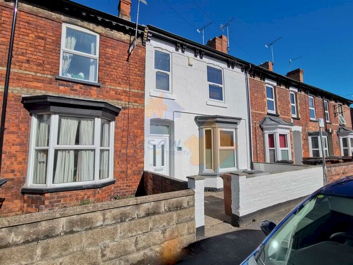 4 Bedroom Terraced House To Rent In Newland Street West, Lincoln, LN1
