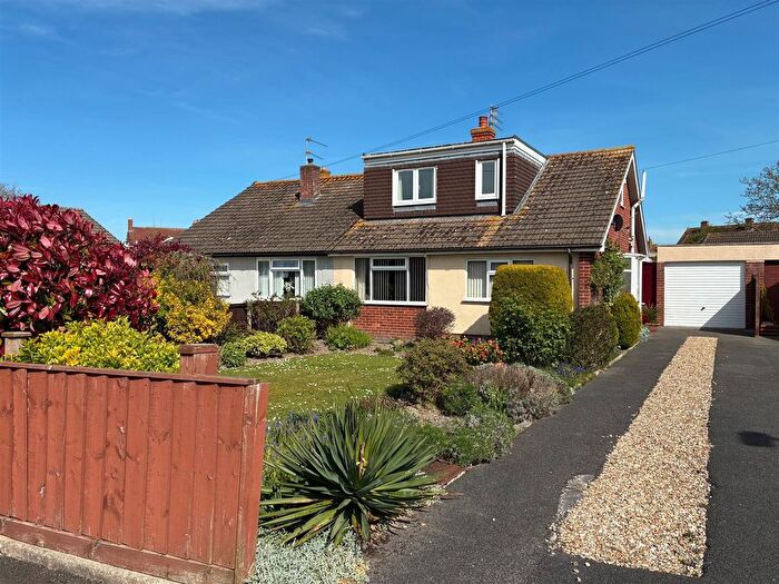 3 Bedroom Semi Detached Bungalow For Sale In Apex Drive, Highbridge, TA9