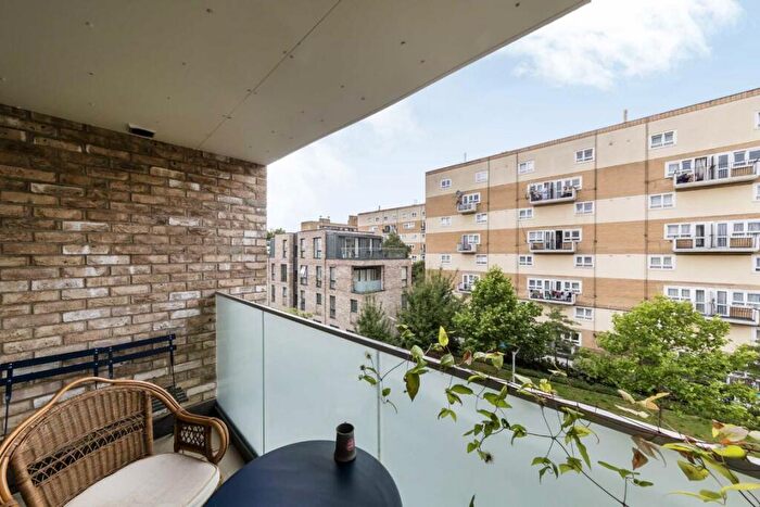 1 Bedroom Flat To Rent In Cambridge Avenue, Maida Vale, NW6