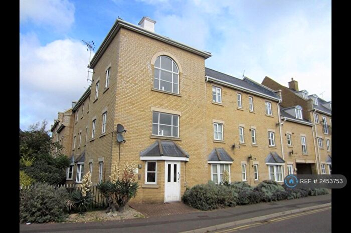 2 Bedroom Flat To Rent In New Writtle Street, Chelmsford, CM2