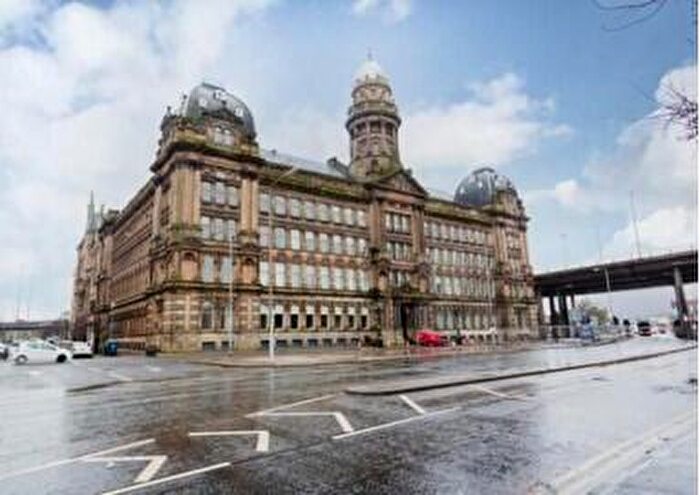 1 Bedroom Flat To Rent In Morrison Street, Tradeston, G5