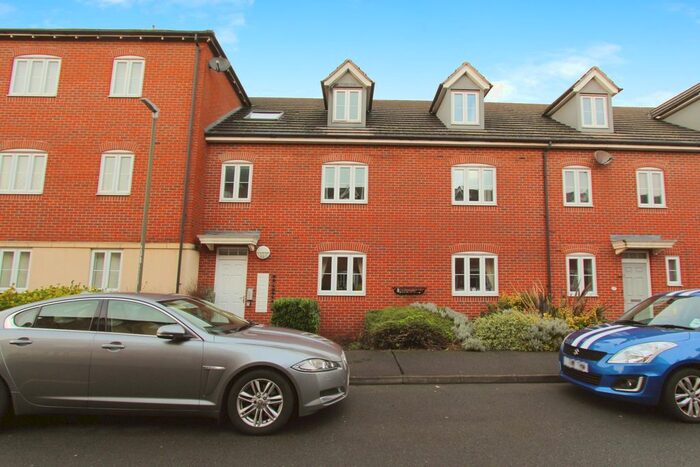 2 Bedroom Flat To Rent In Bramley Road, Long Eaton, Long Eaton, NG10