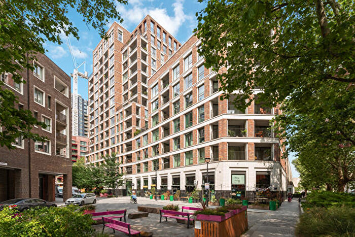 3 Bedroom Apartment To Rent In Stock House, Wansey Street, London, SE17