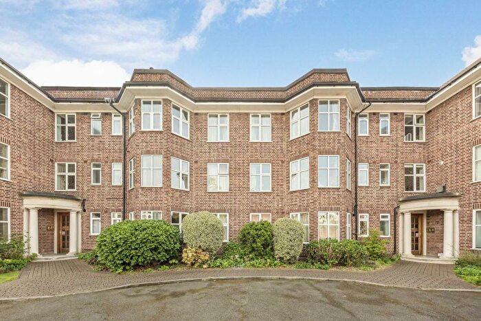 1 Bedroom Flat To Rent In Whitton Road, Twickenham, TW1