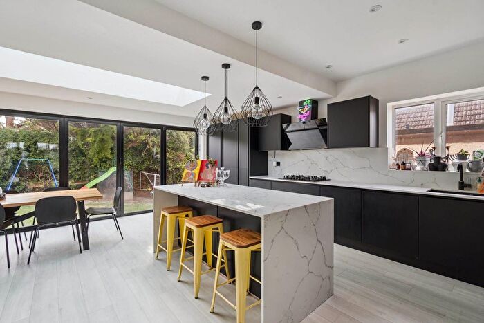 3 Bedroom Semi-Detached House For Sale In Little Bushey Lane, Bushey, WD23