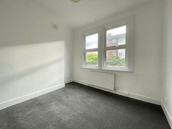 2 Bedroom Apartment To Rent In Hornsey Chambers, Southwold Road, Clapton, E5