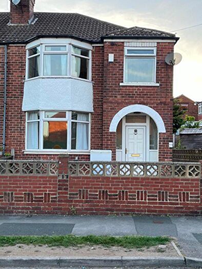 4 Bedroom Terraced House To Rent In Eden Drive, Burley, Leeds, LS4