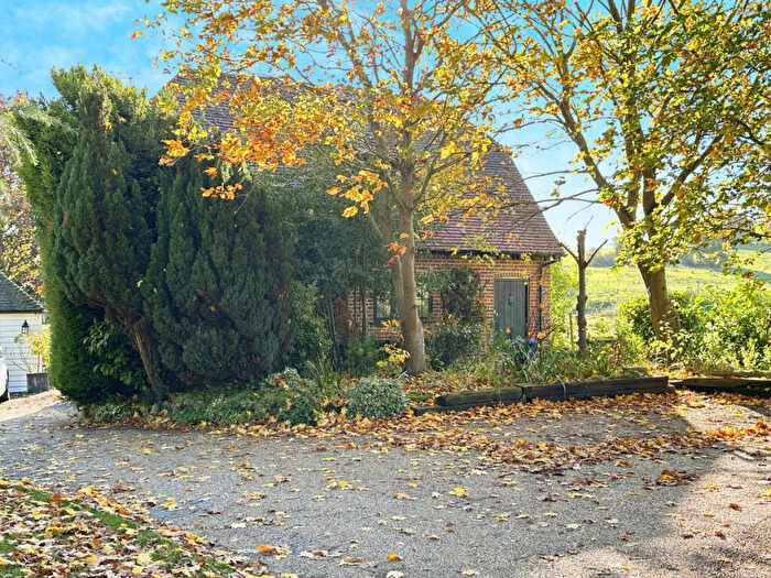 3 Bedroom Detached House To Rent In Chestnut Street, Sittingbourne, ME9