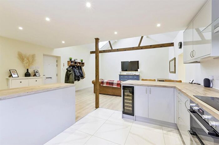 2 Bedroom Barn Conversion To Rent In Slough Lane, Headley, Epsom, KT18