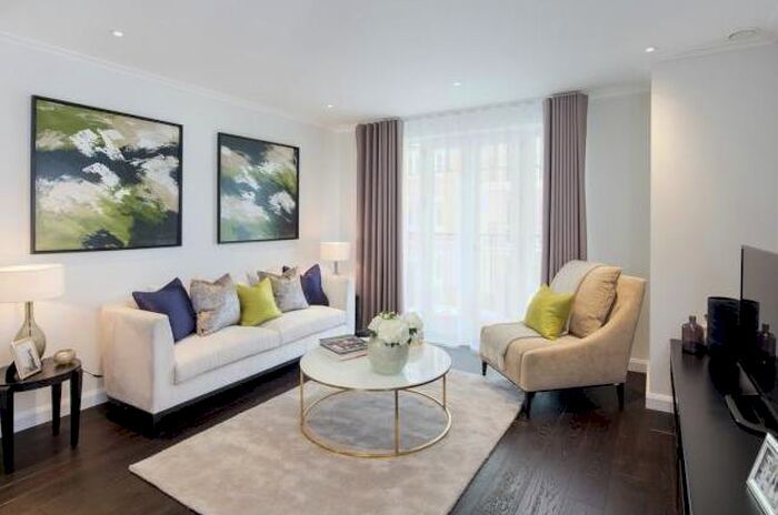 2 Bedroom Flat To Rent In Higham House East, Carnwath Road, Fulham, London, SW6