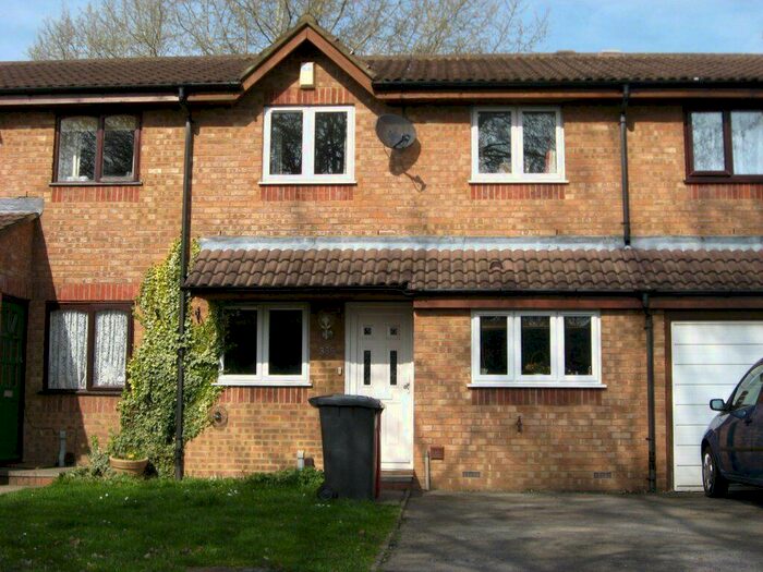 3 Bedroom House To Rent In Walpole Road, Burnham Gate, SL1