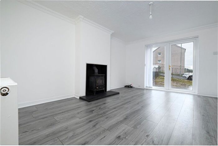 2 Bedroom Semi Detached House For Sale In Cardross Place, Greenock, PA15