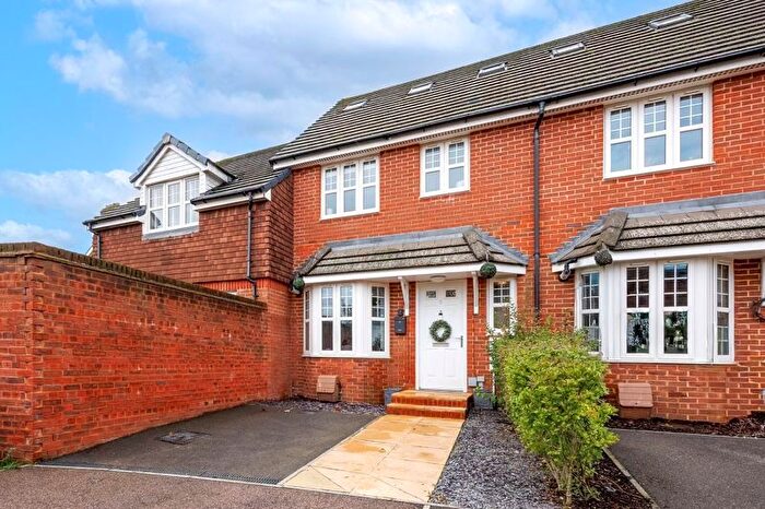 3 Bedroom Terraced House For Sale In Horwich Close, Crowborough, TN6