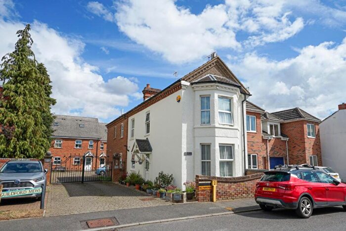 2 Bedroom Semi-Detached House For Sale In St. Andrews Street, Leighton Buzzard, LU7