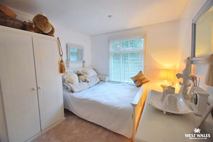 3 Bedroom Detached Bungalow For Sale In Newport, SA42
