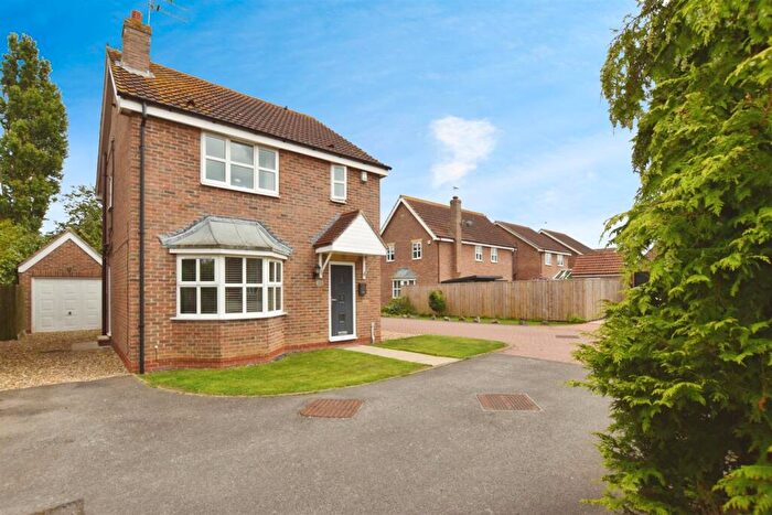 3 Bedroom Detached House For Sale In Coopers Meadow, Long Riston, Hull, HU11
