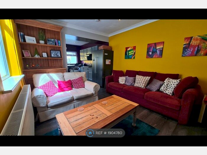 5 Bedroom Terraced House To Rent In Monthermer Road, Cardiff, CF24