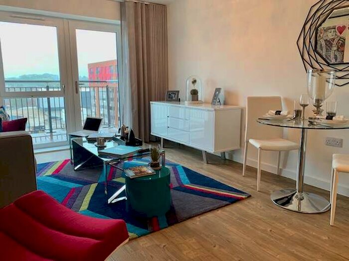 1 Bedroom Apartment To Rent In Azera, Centenary Quay, SO19