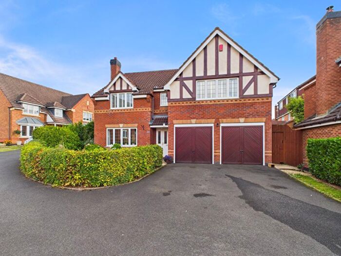 5 Bedroom Detached House For Sale In Finchale Avenue, Priorslee, Telford, Shropshire, TF2