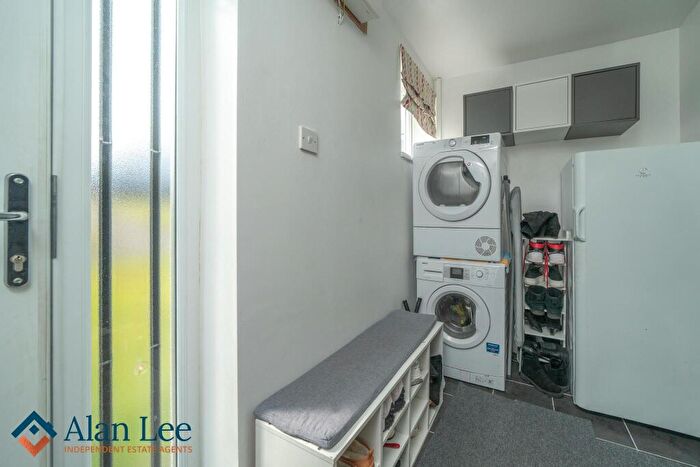 3 Bedroom End Of Terrace House For Sale In Bramble Close, Macclesfield, SK10