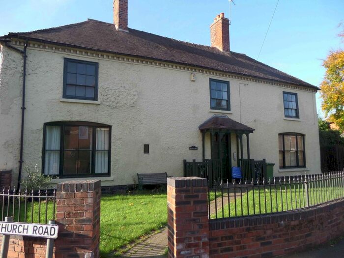 2 Bedroom Flat To Rent In Beechurst Flats, Newport Road, Albrighton, Wolverhampton, West Midlands, WV7