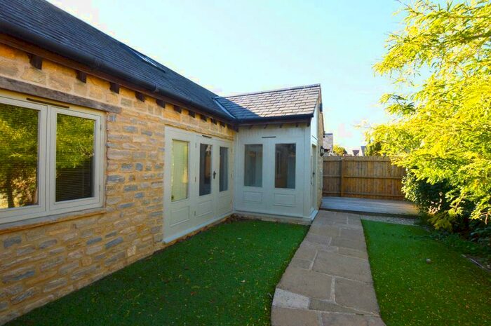 1 Bedroom Barn Conversion To Rent In The Rickyard, Newton Blossomville, MK43