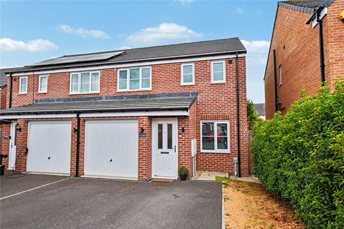 3 Bedroom Semi-Detached House For Sale In Woodpecker Road, Dewsbury, West Yorkshire, WF12