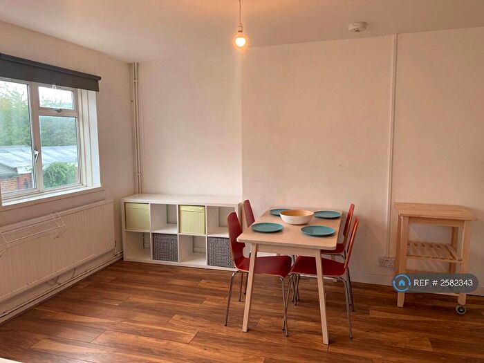 4 Bedroom Maisonette To Rent In Redmans Road, London, E1