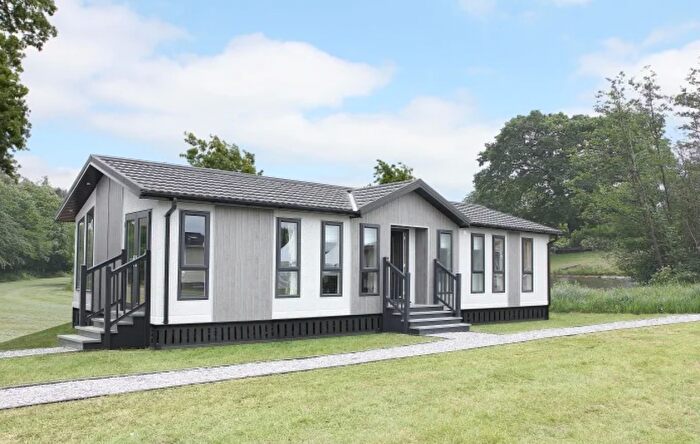 2 Bedroom Mobile/park Home For Sale In Chesters Croft, Cheadle Hulme, Cheadle, SK8
