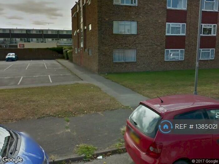 1 Bedroom Flat To Rent In Long Meadow, Aylesbury, HP21