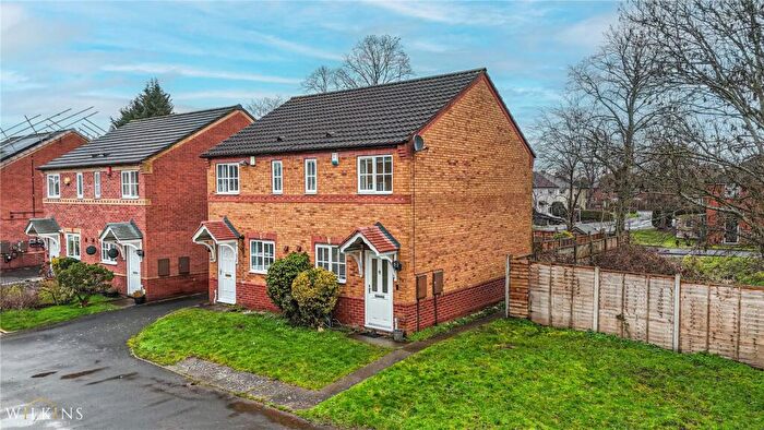 2 Bedroom Semi-Detached House For Sale In Durham Close, Tamworth, Staffordshire, B78