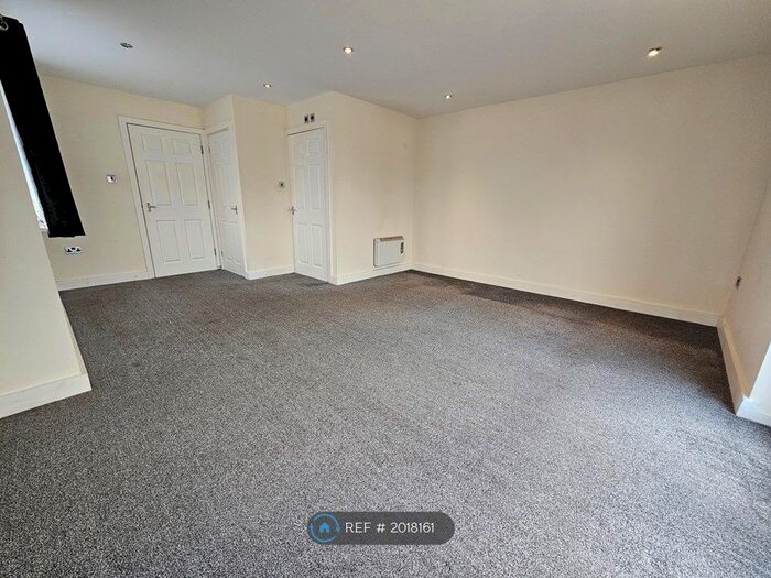 2 Bedroom Flat To Rent In King Edward Street, Normanton, WF6