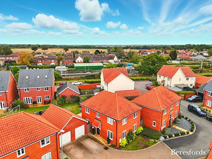 4 Bedroom Detached House For Sale In Rubens Close, Alresford, CO7