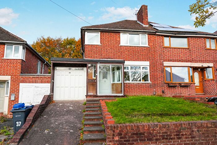 3 Bedroom Semi Detached House For Sale In Green Park Road, Birmingham, B31
