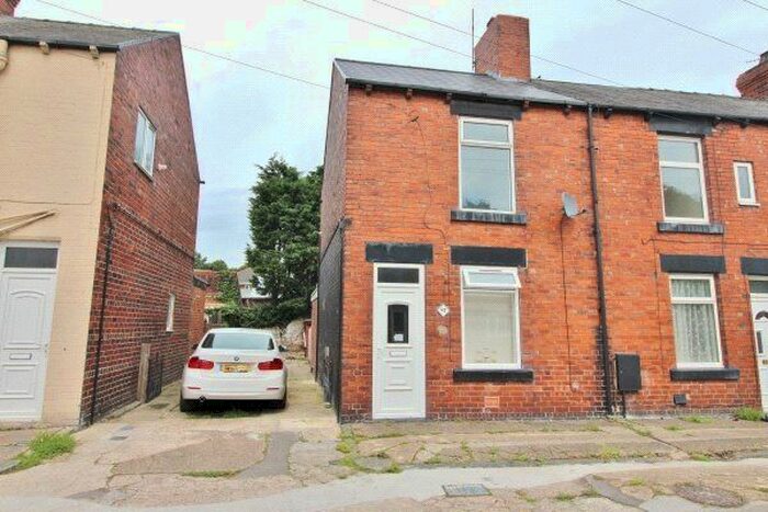 2 Bedroom End Of Terrace House To Rent In Henry Street, Wombwell, Barnsley, South Yorkshire, S73