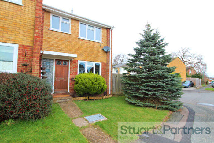 3 Bedroom End Of Terrace House To Rent In Hoblands, Haywards Heath, RH16