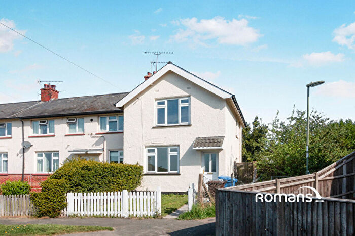 2 Bedroom Terraced House To Rent In Morland Road, Aldershot, GU11