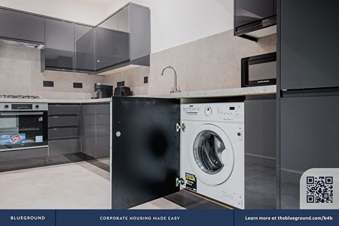 2 Bedroom Flat To Rent In Clerkenwell, London, EC1V