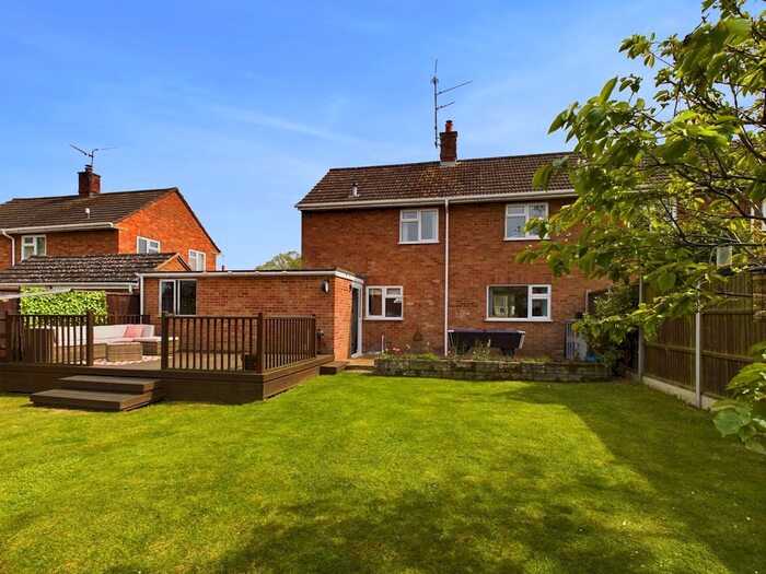 3 Bedroom Semi-Detached House For Sale In Turners Close, Wimbotsham, King's Lynn, PE34