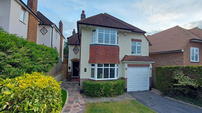 4 Bedroom Detached House For Sale In Sandiland Crescent, Hayes, BR2