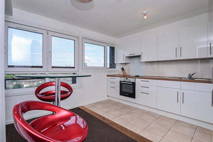 2 Bedroom Flat To Rent In Redcar Street, London, SE5