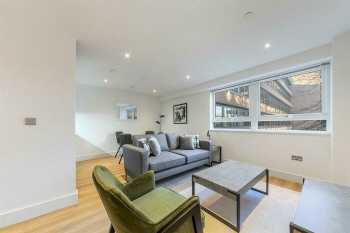 1 Bedroom Apartment To Rent In Wood Street, East Grinstead, West Sussex, RH19