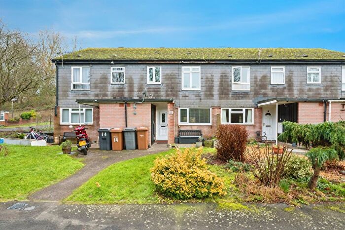 3 Bedroom Terraced House For Sale In Selsdon Avenue, Romsey, SO51