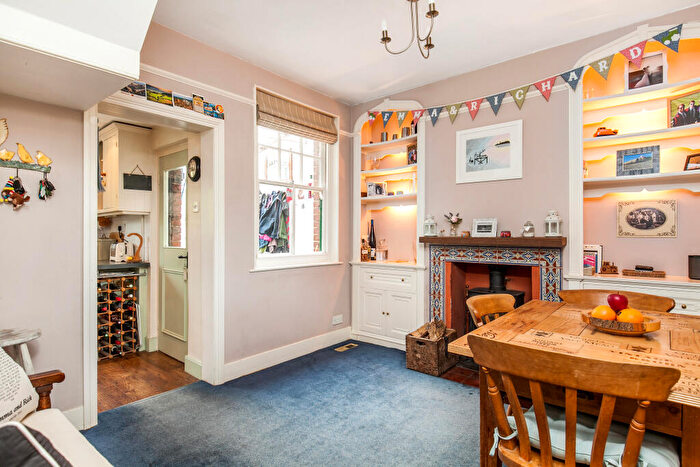 2 Bedroom Terraced House For Sale In Station Road, East Tisted, GU34