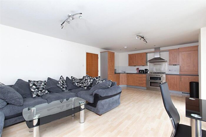 1 Bedroom Flat To Rent In Portland Gardens, The Shore, Edinburgh, EH6