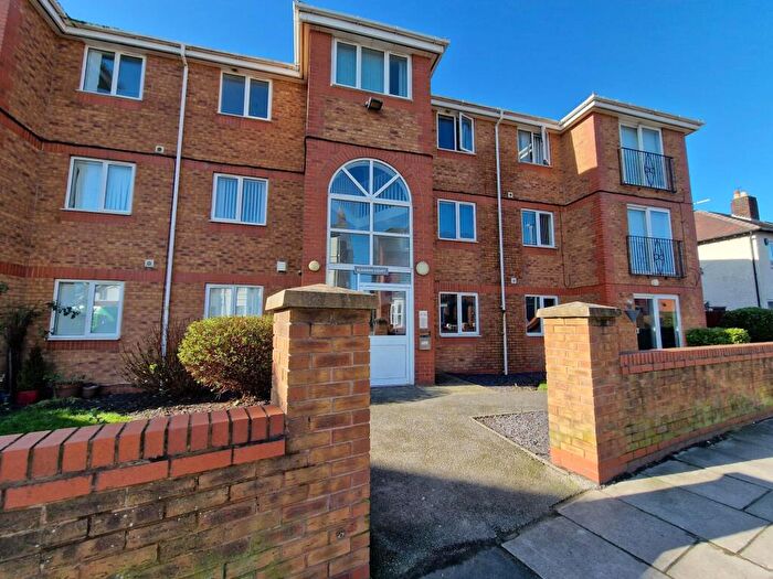 2 Bedroom Flat To Rent In Withens Lane, Wallasey, Wirral, CH45